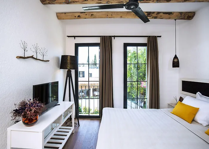 Savra Bodrum Hotel 3*